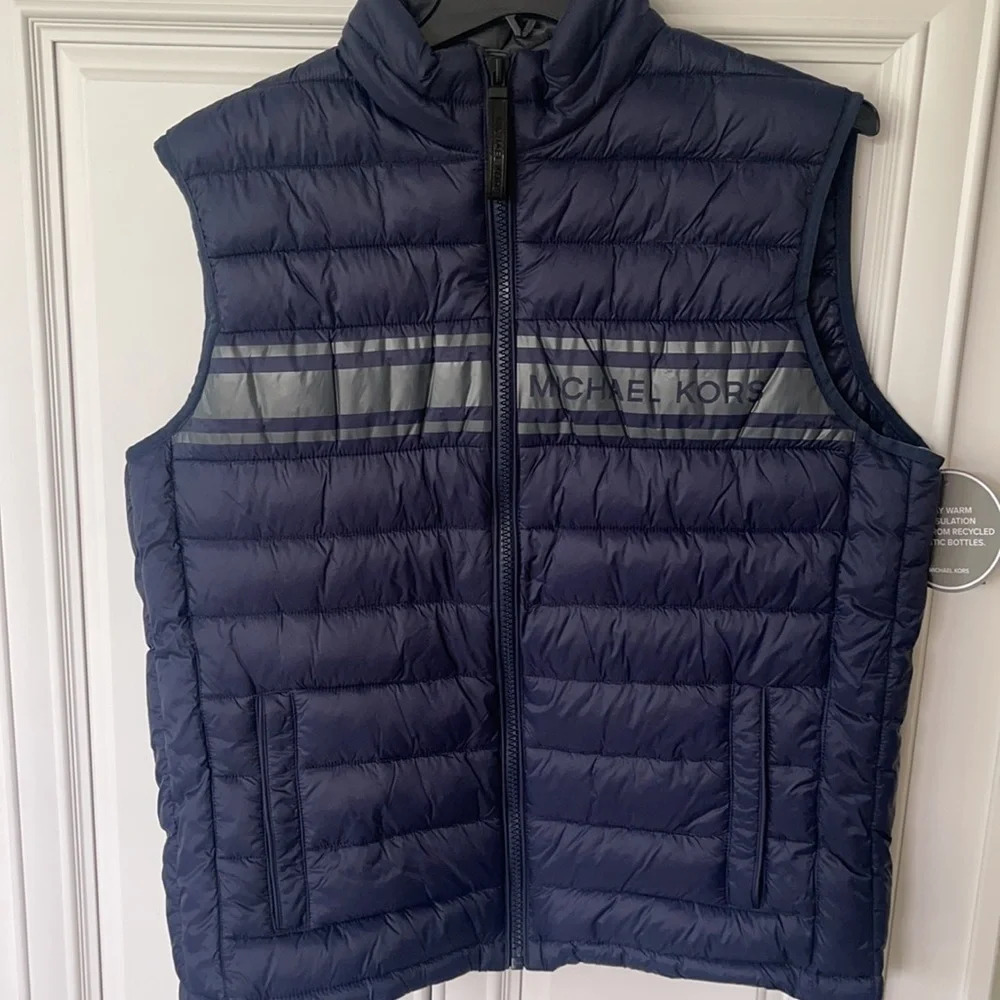 NEW MICHAEL KORS MENS Logo Tape Quilted Nylon Puffer Vest size XL Navy blue - Picture 5 of 10
